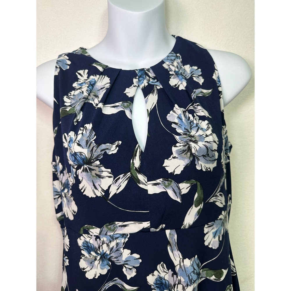Maggy London Navy Blue Floral Fit and Flare Keyhole Dress Womens‎ Size 4 - Picture 3 of 11